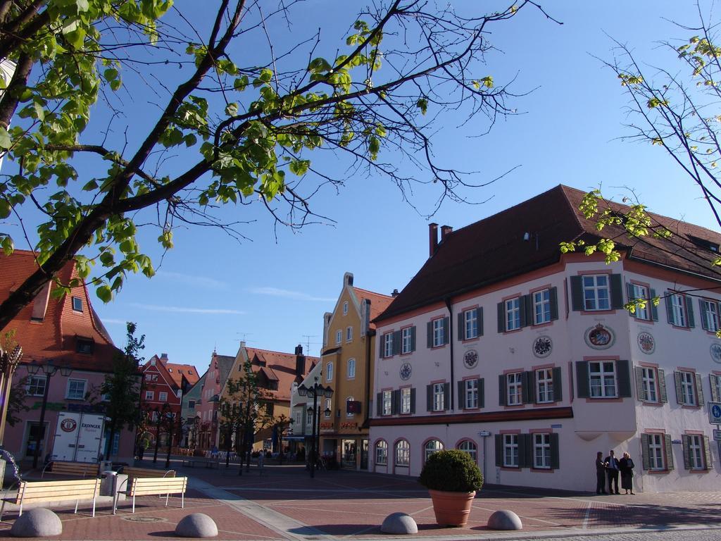Hotel Kastanienhof Эрдинг Экстерьер фото