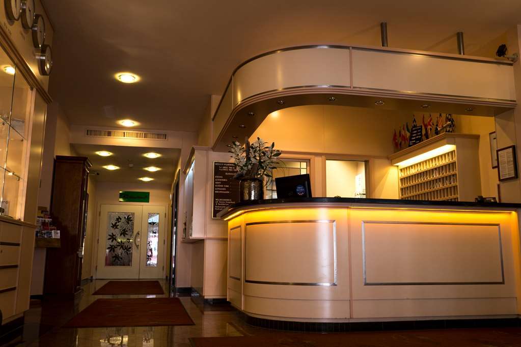 Hotel Kastanienhof Эрдинг Интерьер фото