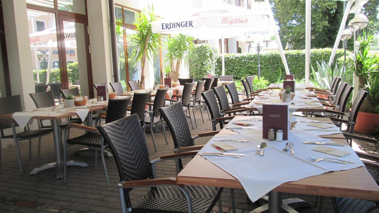 Hotel Kastanienhof Эрдинг Экстерьер фото