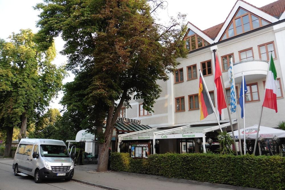 Hotel Kastanienhof Эрдинг Экстерьер фото